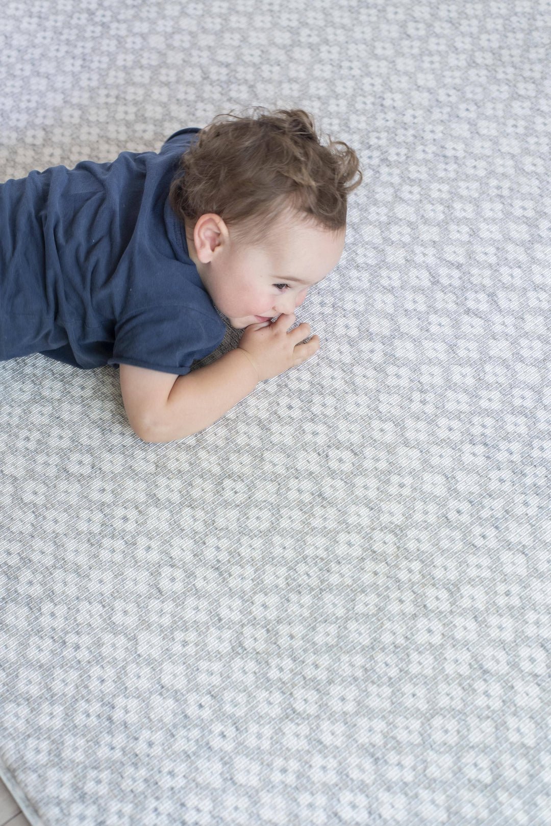 ¿Por qué menos estímulos a veces es más para los niños?