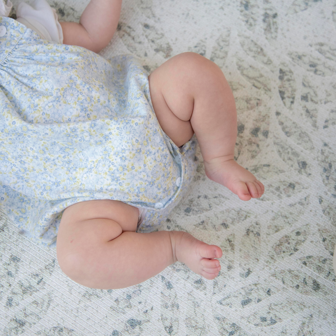 Playmat Alfombra Antigolpes Hojas Terrazzo / Puntos Mostaza