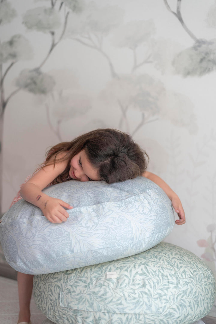 Puf Nube Flores Morris Mundo Kaleido 