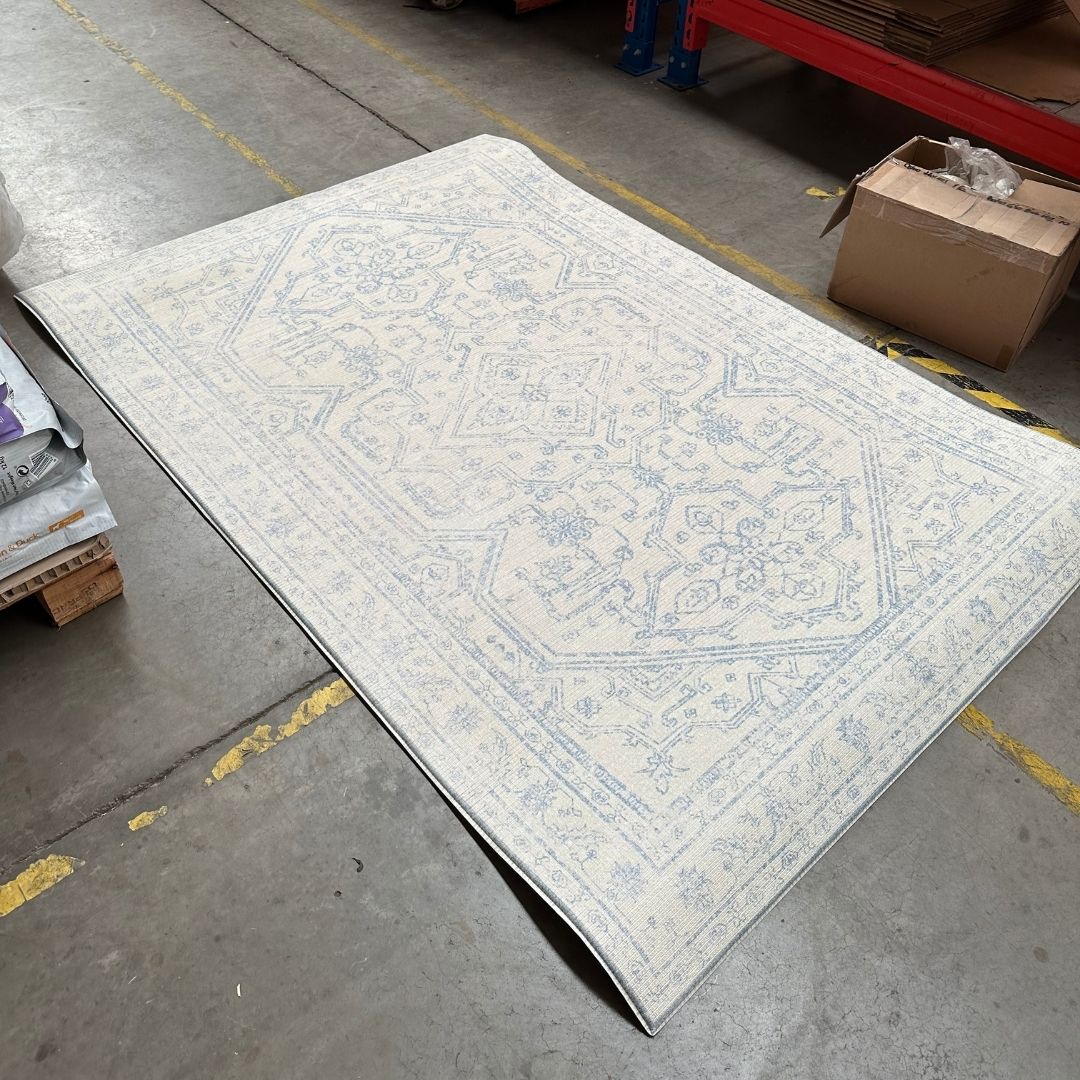 Playmat Persa Celeste / Hojas y Puntos Nude · Con detalle