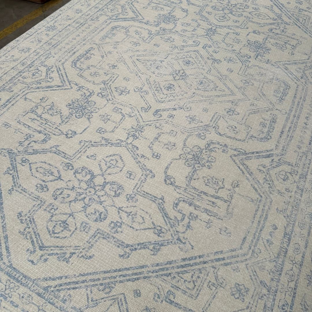 Playmat Persa Celeste / Hojas y Puntos Nude · Con detalle