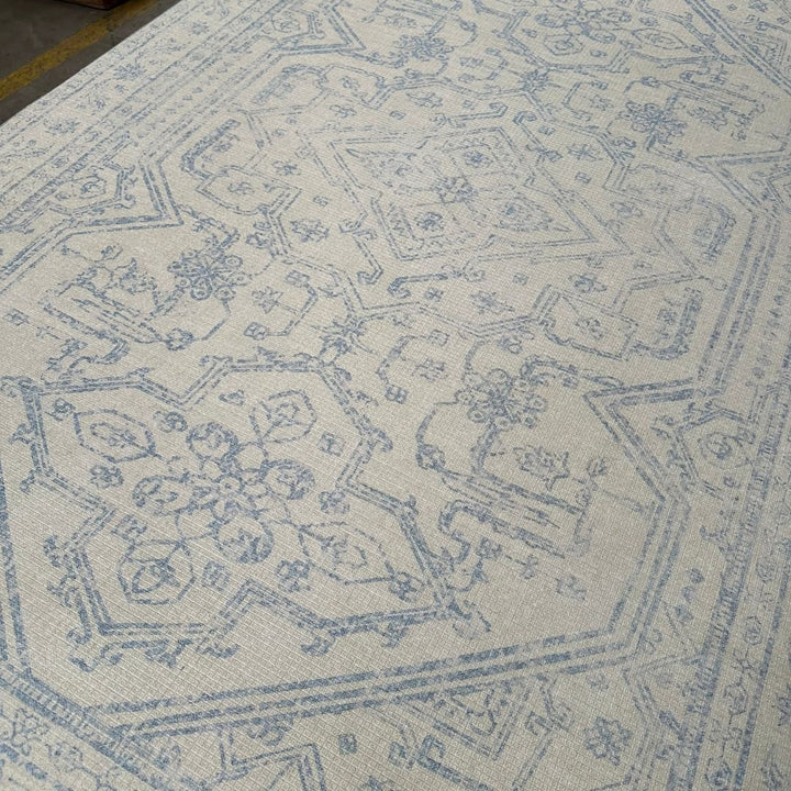 Playmat Persa Celeste / Hojas y Puntos Nude · Con detalle