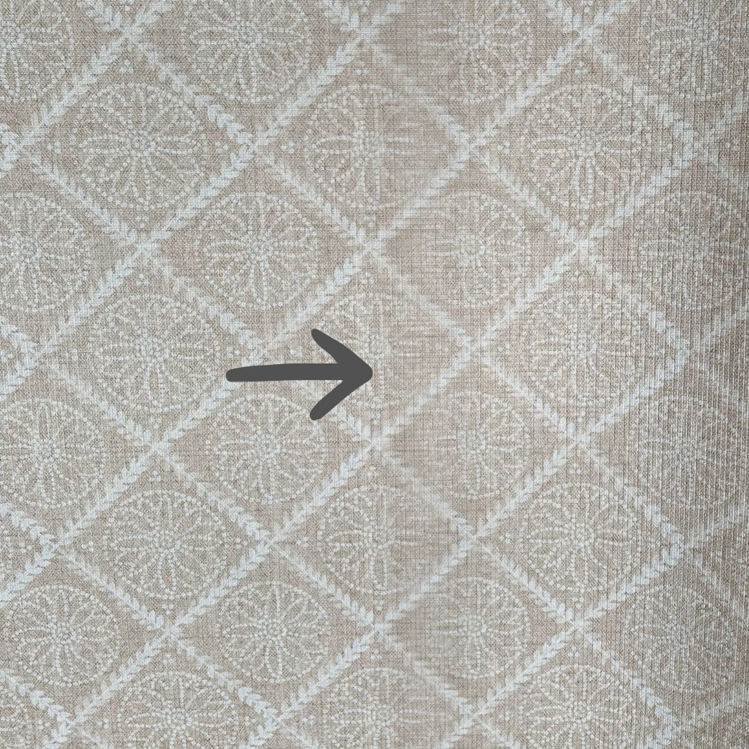 Playmat Persa Celeste / Hojas y Puntos Nude · Con detalle