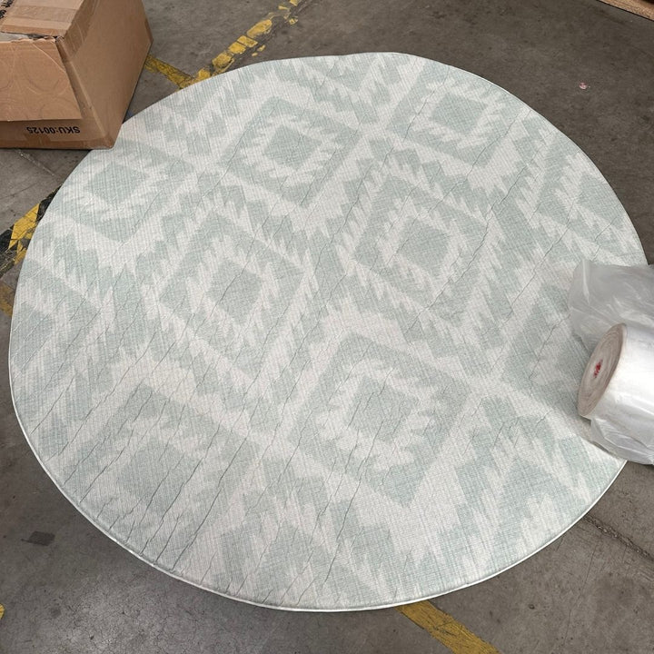 Playmat Rombos Étnicos Sage / Flor Persa Celeste · Con detalle