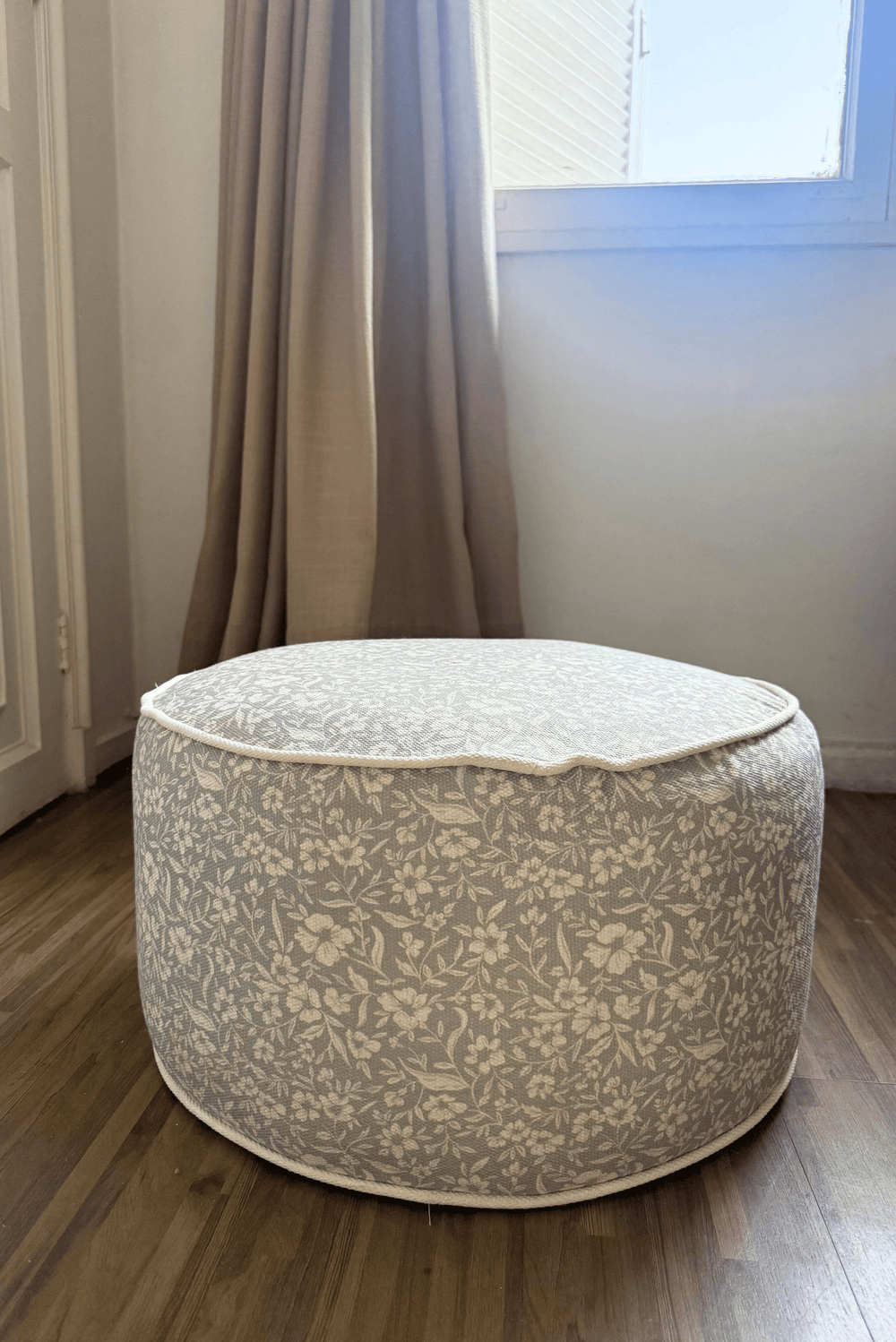 Puf Tambor Flores Petra cojín Mundo Kaleido 