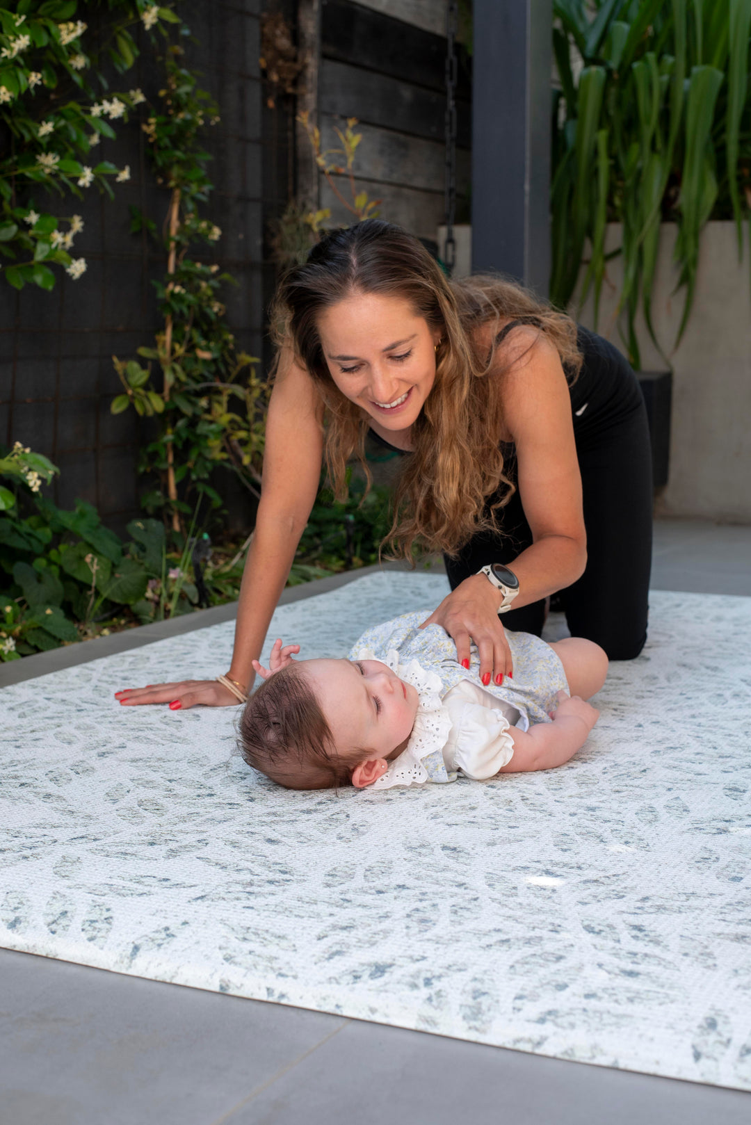 Play Mat Hojas Terrazzo