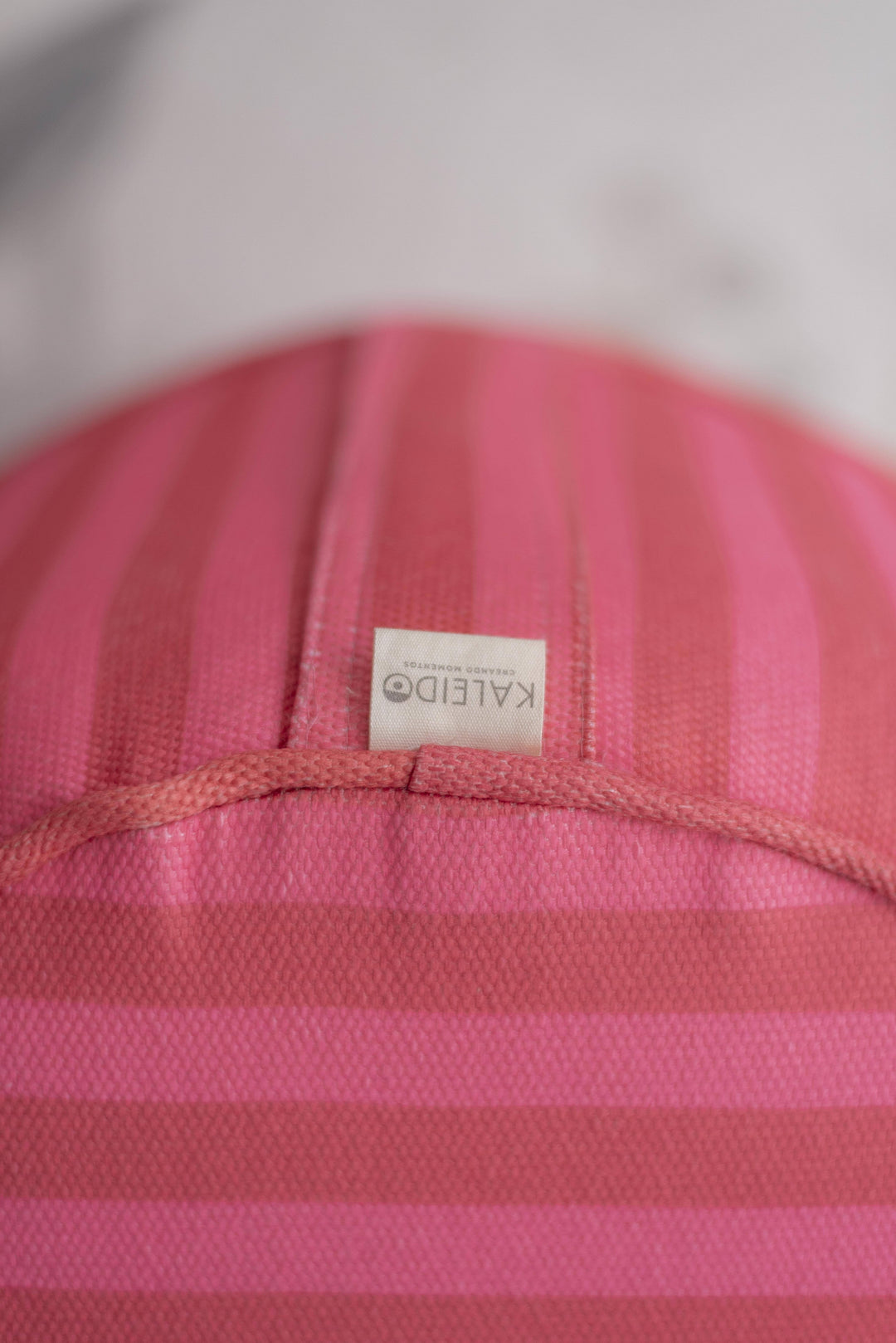 Puf Tambor Rayas Circo Rosa Mundo Kaleido 