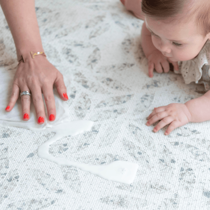 Playmat Alfombra Antigolpes Hojas Terrazzo / Puntos Mostaza - Mundo Kaleido