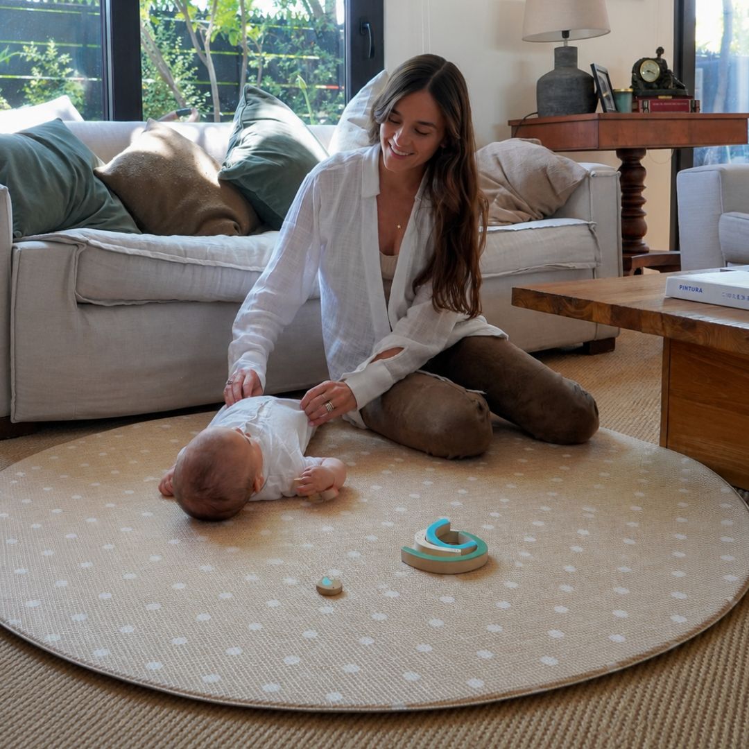 Playmat Alfombra Antigolpes Hojas Terrazzo / Puntos Mostaza - Mundo Kaleido