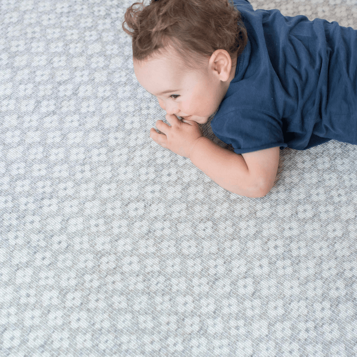 Playmat Alfombra Antigolpes Hojas y Puntos Rosa / Flores Lana - Mundo Kaleido